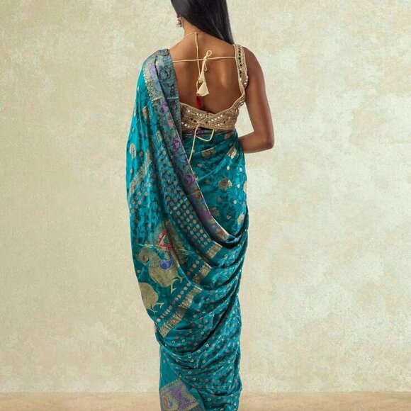 Buy Green Paithani Print Crepe Saree | Muvvas Boutique - Picture 3 of 5